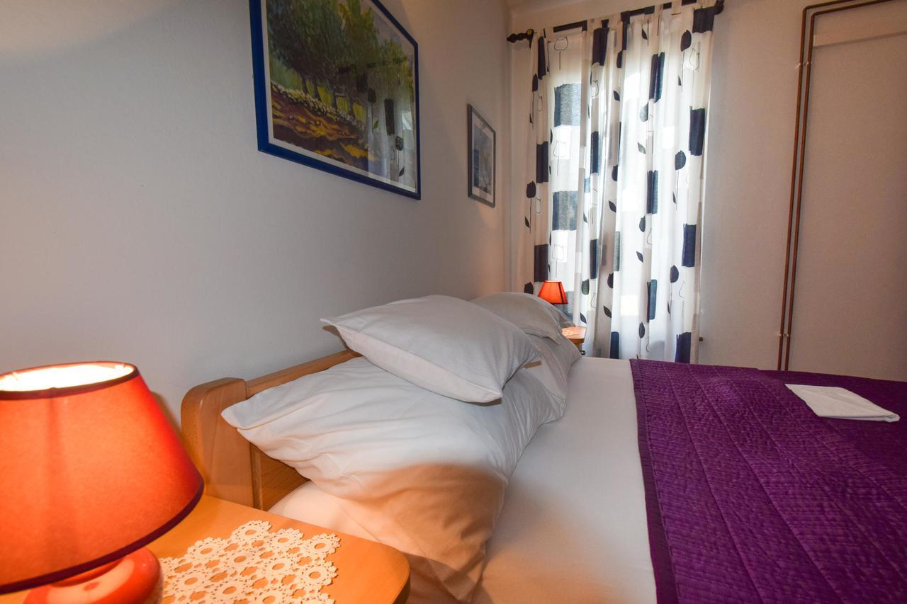 Apartment Petrlin Malinska Bagian luar foto